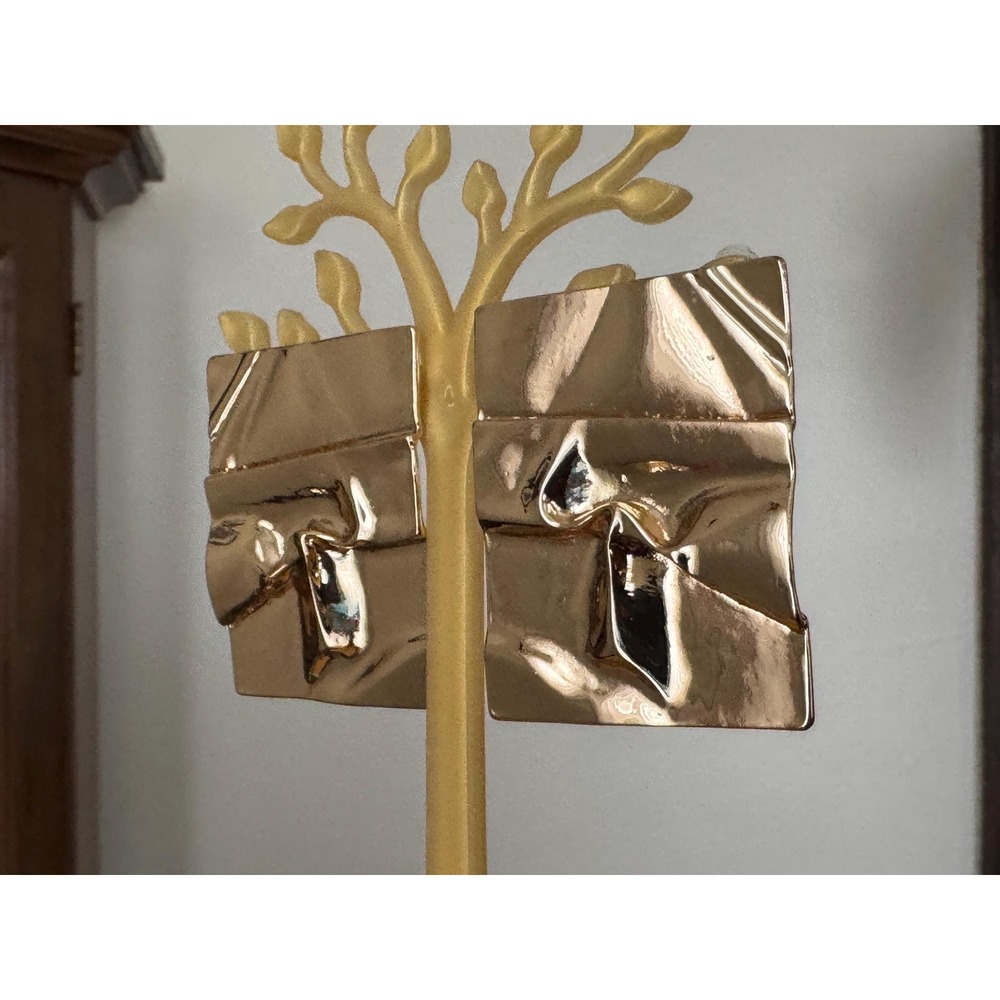 Vintage Large Gold Tone Metal Retro 1980s Pierced Earrings - Picture 4 of 9